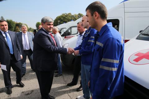 Сельские больницы Кабардино-Балкарии получили новые автомобили скорой помощи