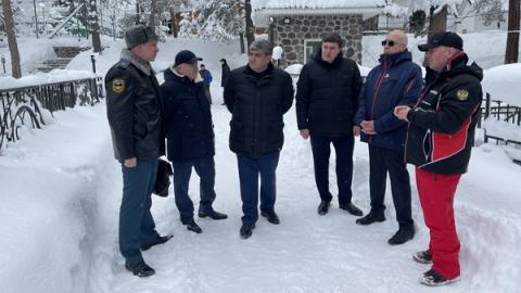 Казбек Коков поручил выделить средства из резервного фонда на ликвидацию последствий стихии в Эльбрусском районе